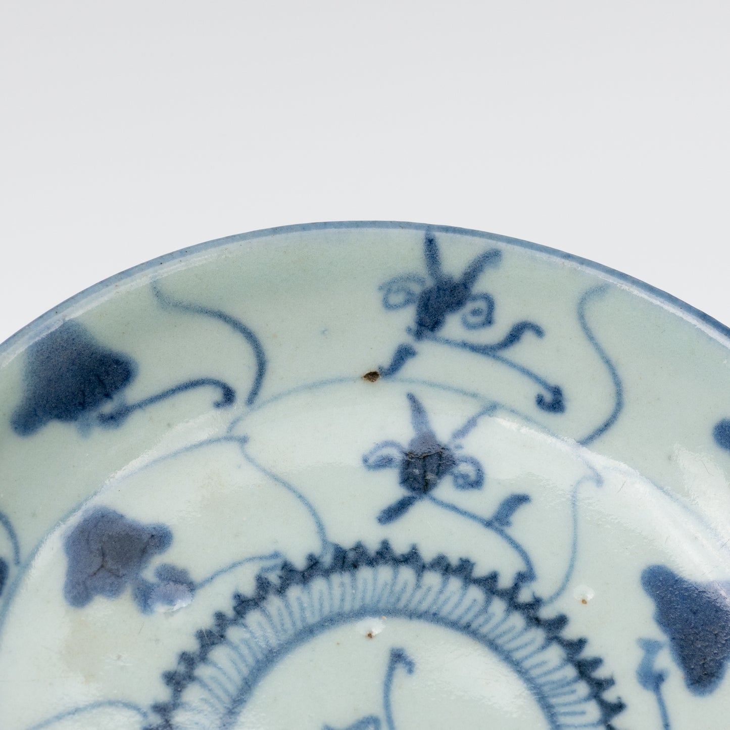 14.5cm Qing Dynasty Lingzhi Plate/Teaboat