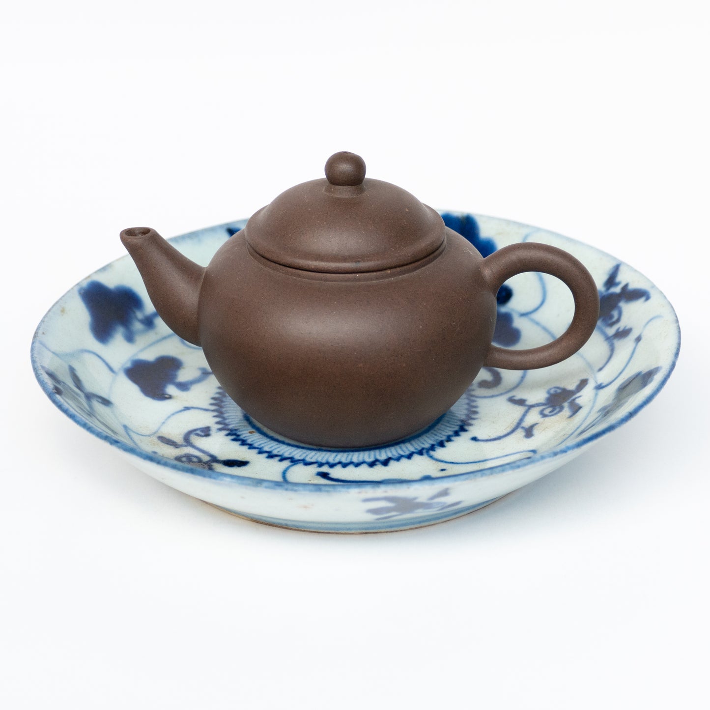 14.8 cm Qing Dynasty Lingzhi Plate/Teaboat