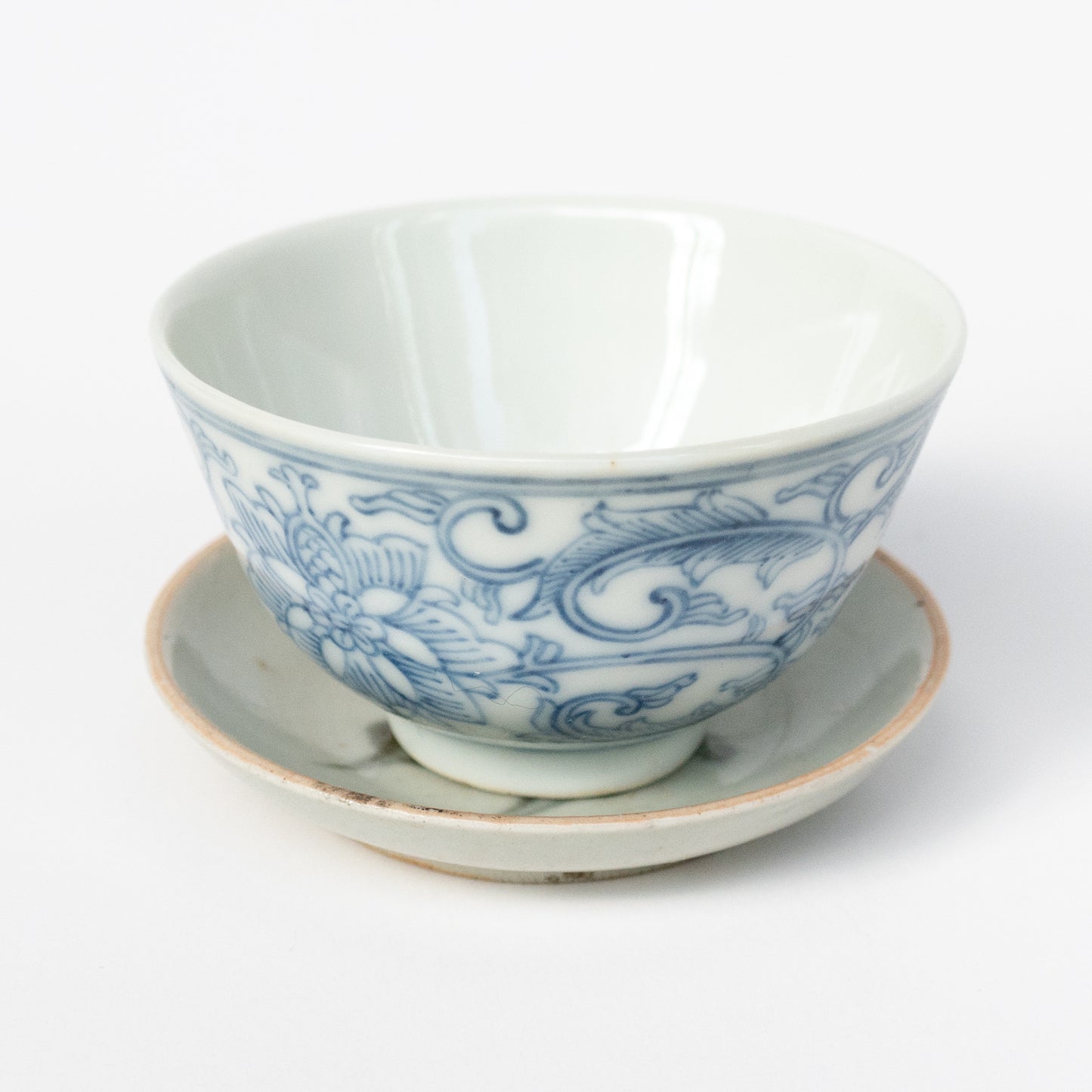 7.3cm Qing Dynasty Flower Cup Saucer