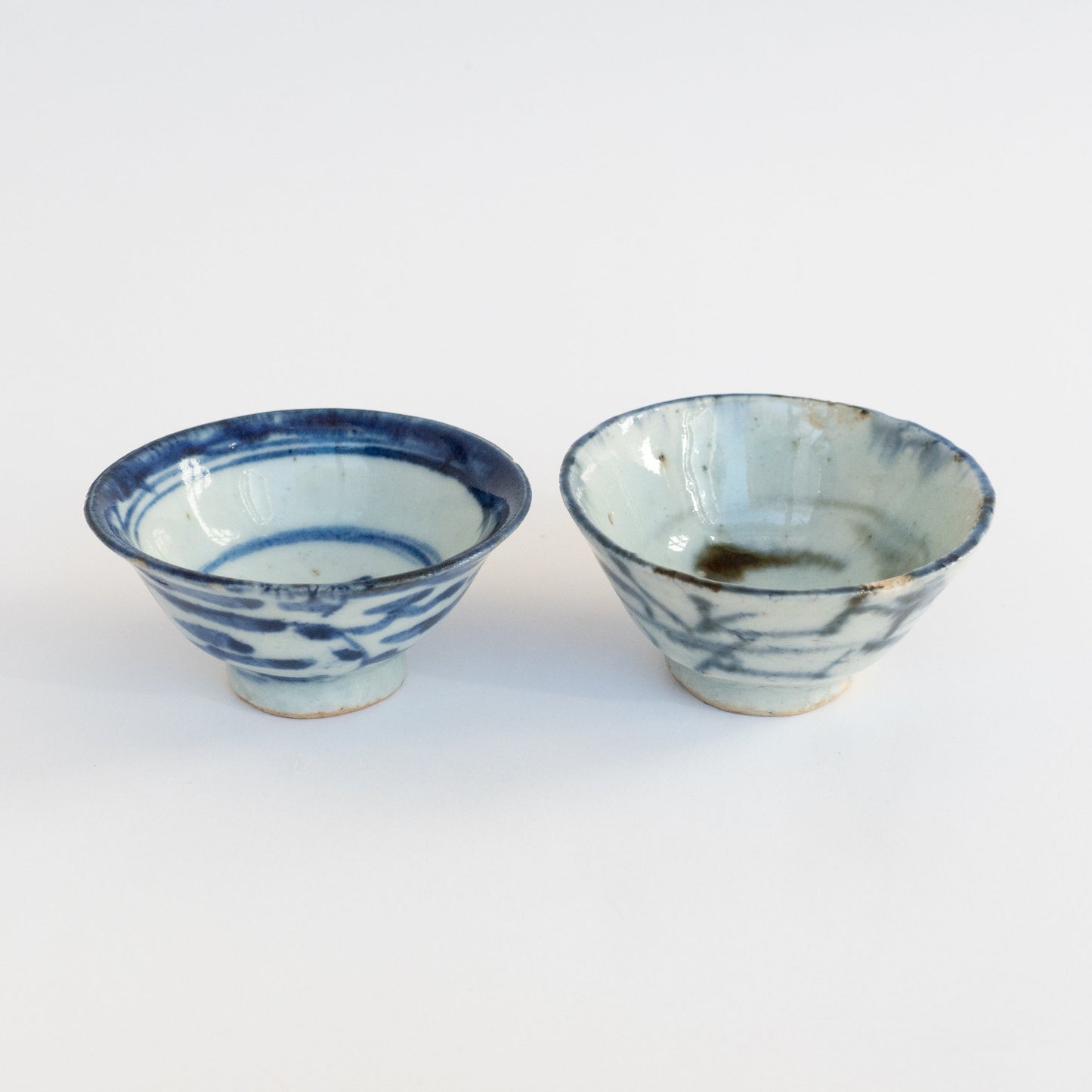 35-40ml Qing Dynasty Seaweed Pattern Cup