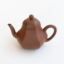 Load image into Gallery viewer, 120ml Da Hongni Hexagonal Pear Shape Yixing Teapot

