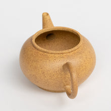 Load image into Gallery viewer, 60ml Fang Xia - DuanNi Shui Ping Yixing Teapot
