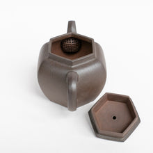Load image into Gallery viewer, 130ml Wood Fired Fang Xia - Da Hongni Hexagonal Yixing Teapot
