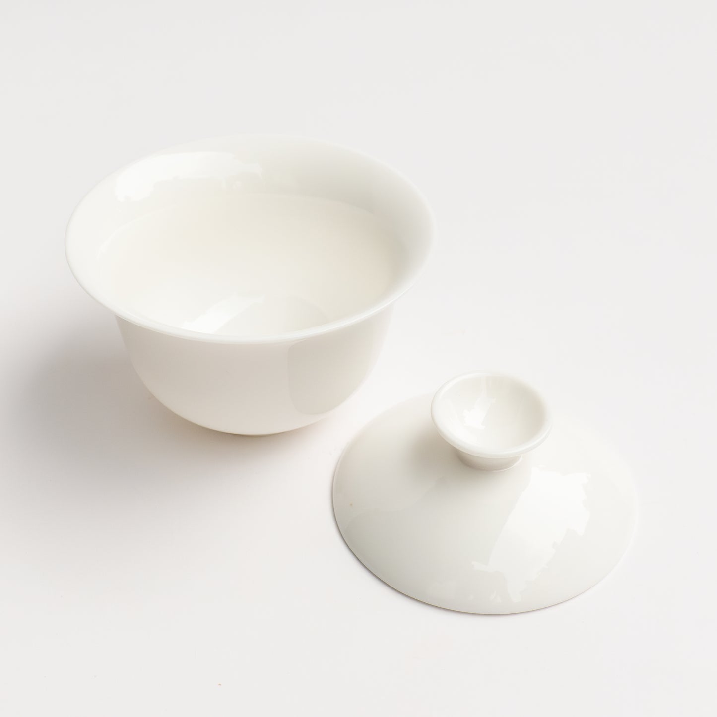 1980's 80ml De Hua White Gaiwan