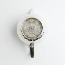 Load image into Gallery viewer, 105ml Julunzhu .995 Silver Teapot - black handle
