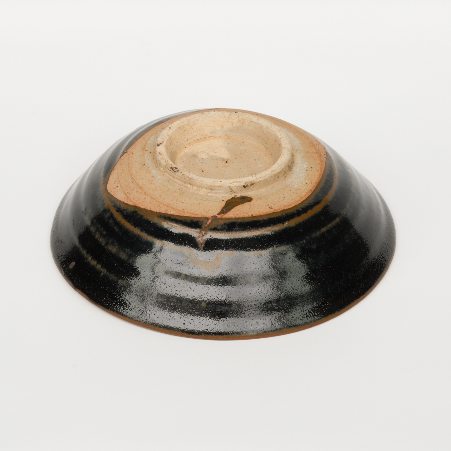 16.8cm Antique Black Bowl