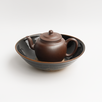 16.8cm Antique Black Bowl