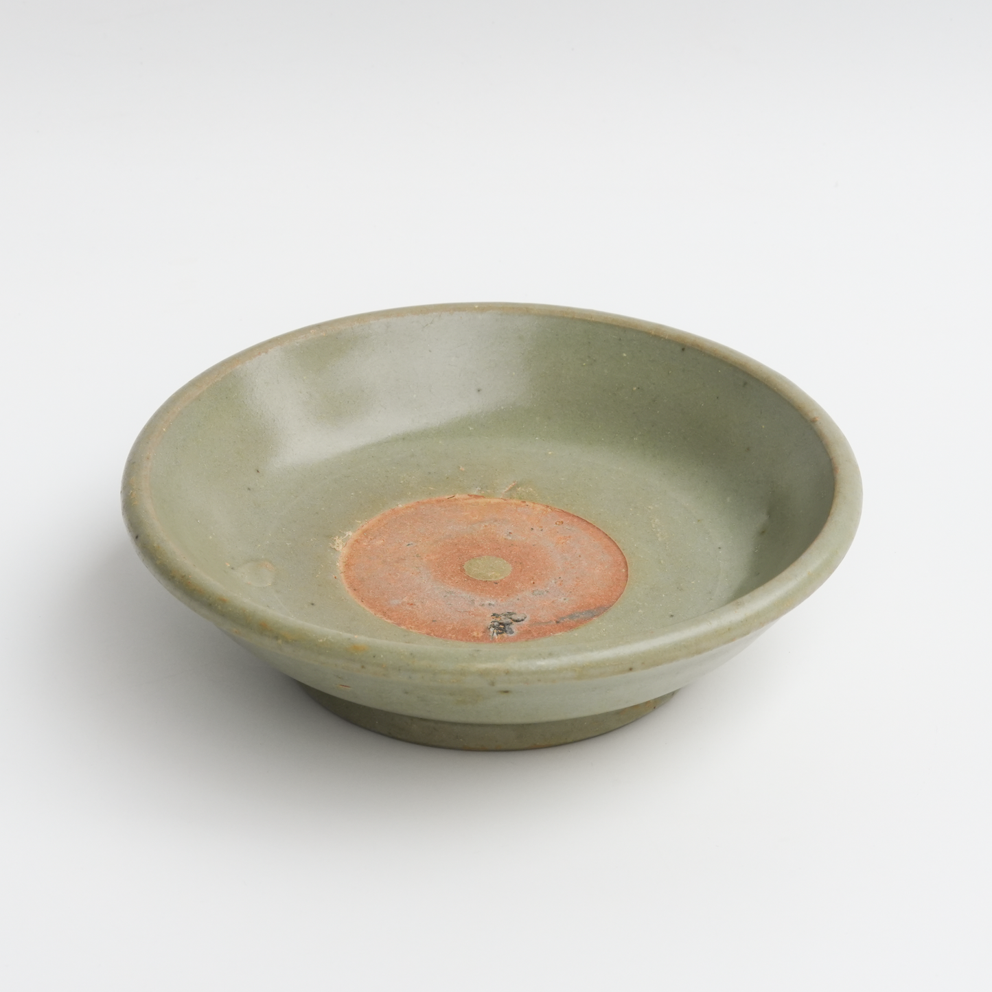 13.6cm Antique Long Quan Kiln Black Plate