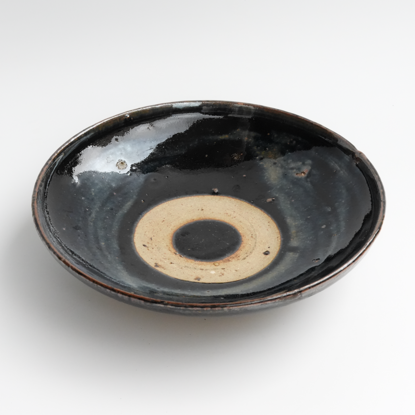 16.3cm Antique Black Bowl
