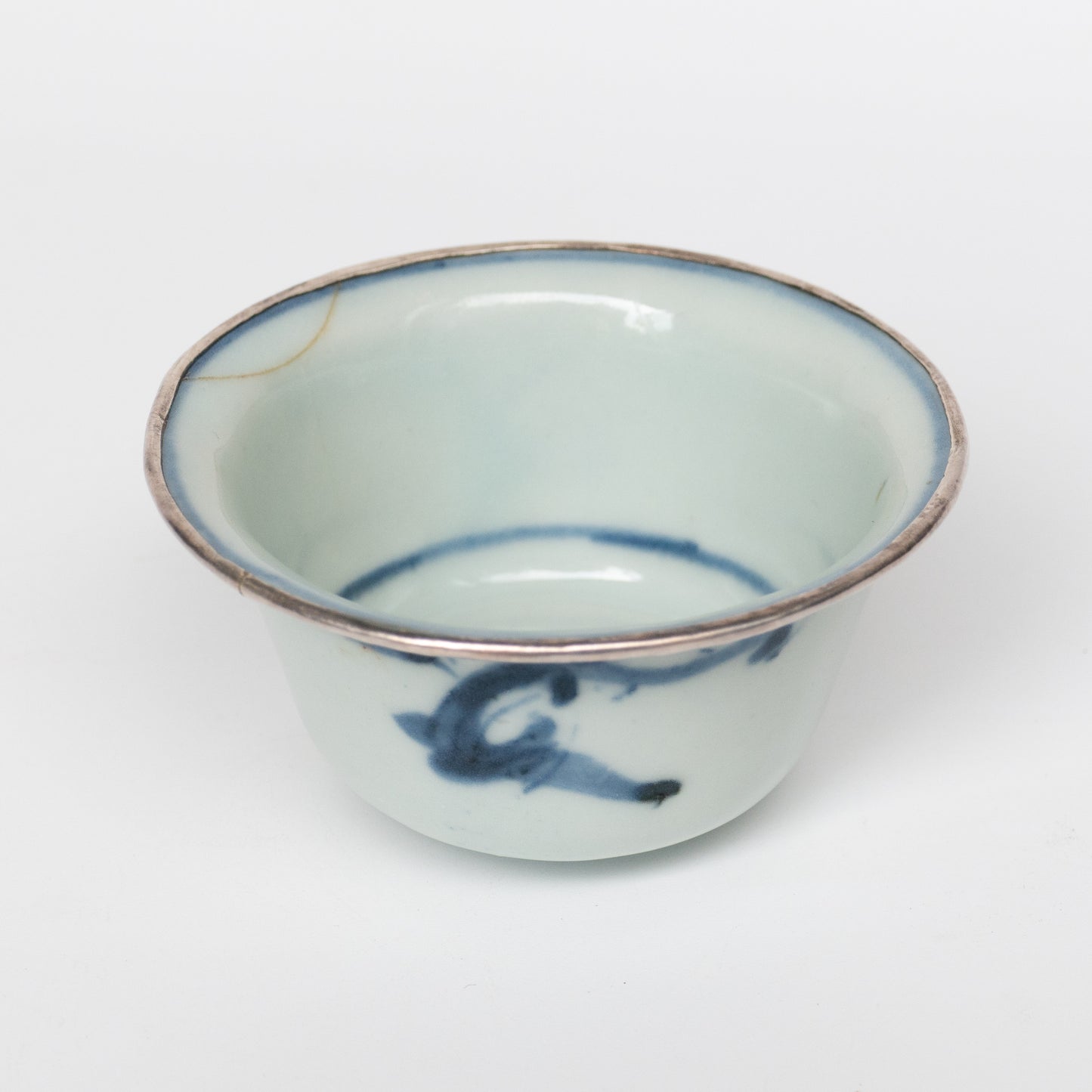 60ml Ming Dynasty Dragon Teacup (Silver repair)
