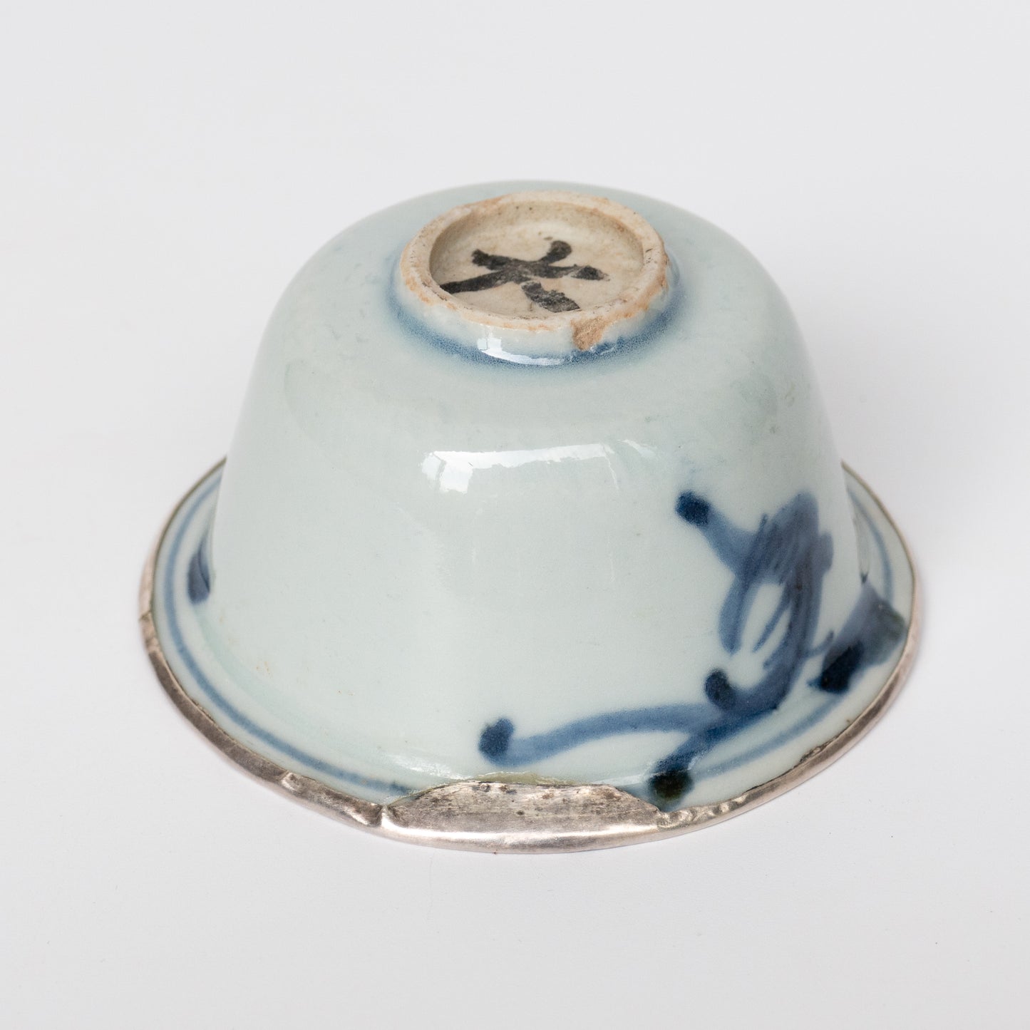 60ml Ming Dynasty Dragon Teacup (Silver repair)