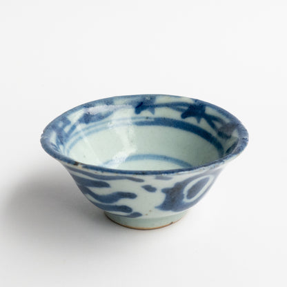 30ml Qing Dynasty Seaweed Pattern Cup