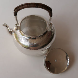 1.2l 放下 Silver Kettle (Ginbin) Pure Silver .999