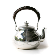 Load image into Gallery viewer, 720ml 放下 Silver Kettle (Ginbin) Pure Silver .999
