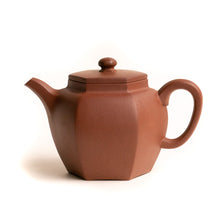 Load image into Gallery viewer, 130ml Fang Xia -  Da Hongni Hexagonal Yixing Teapot
